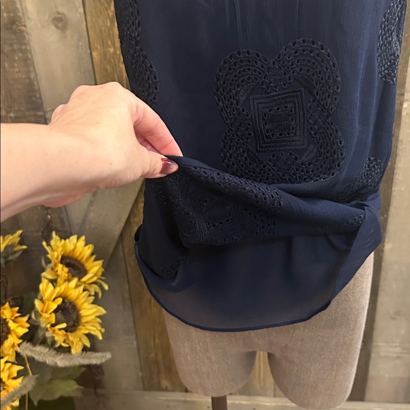 Pale Sky Navy Embroidered Sleeveless Blouse Small Boho Flowy Top - Picture 6 of 9